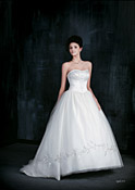 Divine Couture Wedding Dress - D701