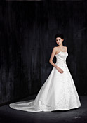 Divine Couture Wedding Dress - D710