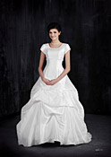 Divine Couture Wedding Dress - D715