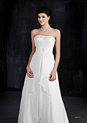 Divine Couture Wedding Dress - D718