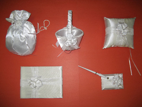 Satin Roses Bridal 5 Piece Set includes Flower Basket Ring Pillow Money 