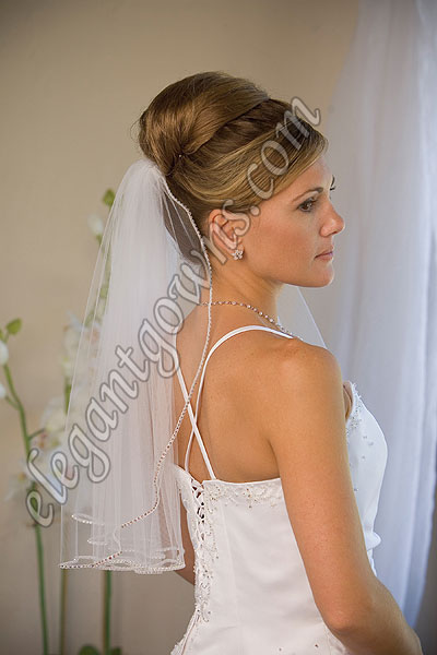 Custom Wedding Veil -- 20" 1 Tier Shoulder Length Veil - Click Image to Close