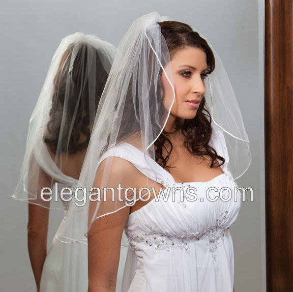 1 Tier Elbow Length Rattail Edge Wedding Veil 7-251-RT - Click Image to Close