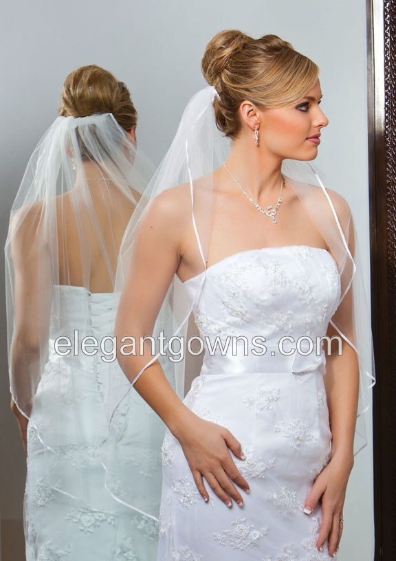 Clearance White Fingertip Wedding Veil 2011-17_C - Click Image to Close