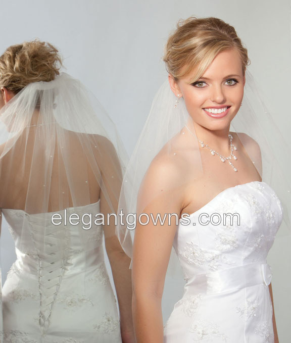 1 Tier Shoulder Length Cut Edge Wedding Veil 1-201-CT-P - Click Image to Close