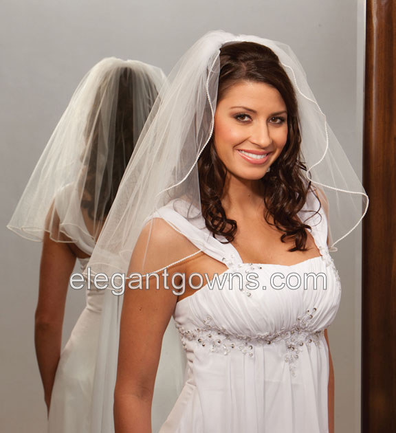 1 Tier Shoulder Length Pearl Edge Wedding Veil 1-201-P - Click Image to Close