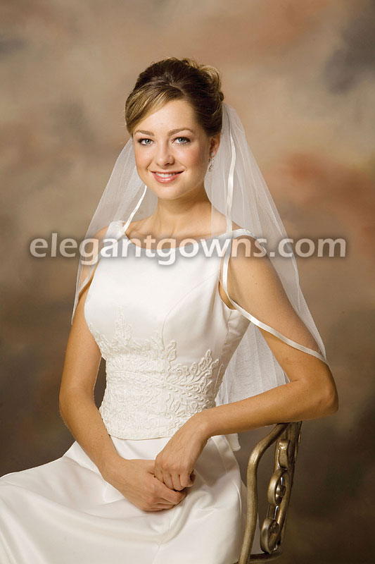 1 Tier Elbow Length 3/8" Ribbon Edge Wedding Veil 1-251-3R - Click Image to Close