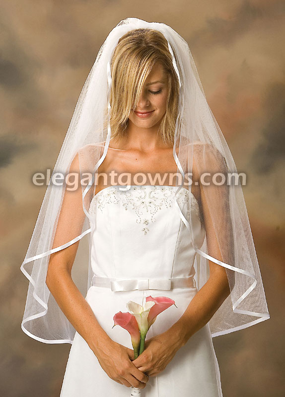 1 Tier Fingertip Length 3/8" Ribbon Edge Wedding Veil 1-361-3R - Click Image to Close