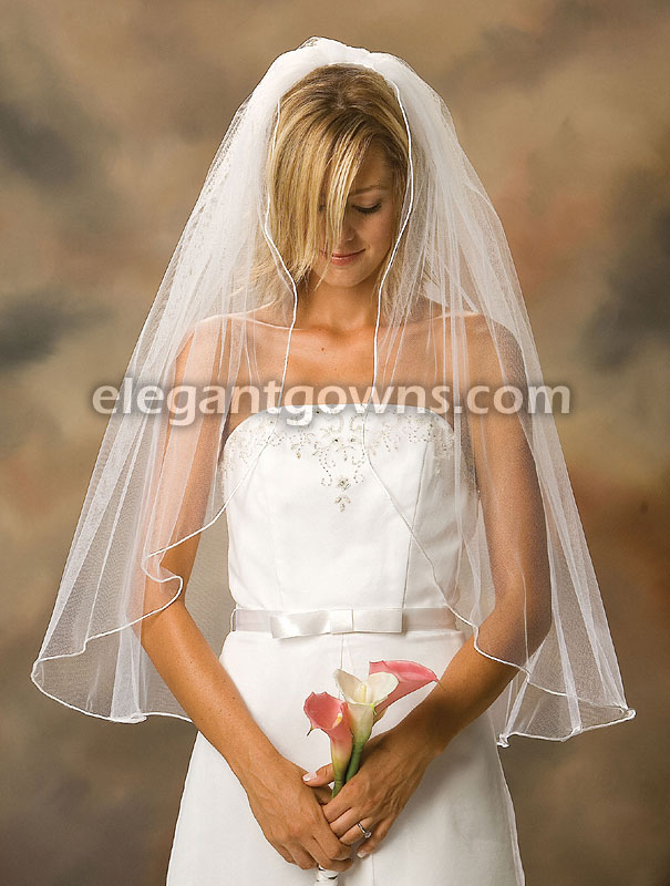 Clearance White Fingertip Length Wedding Veil 2012-4_C - Click Image to Close