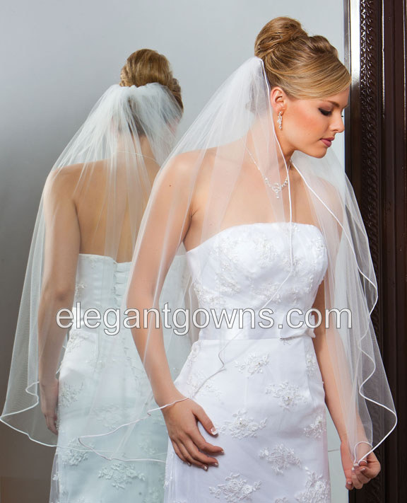 1 Tier Fingertip Length Soutache Edge Wedding Veil 1-361-ST - Click Image to Close