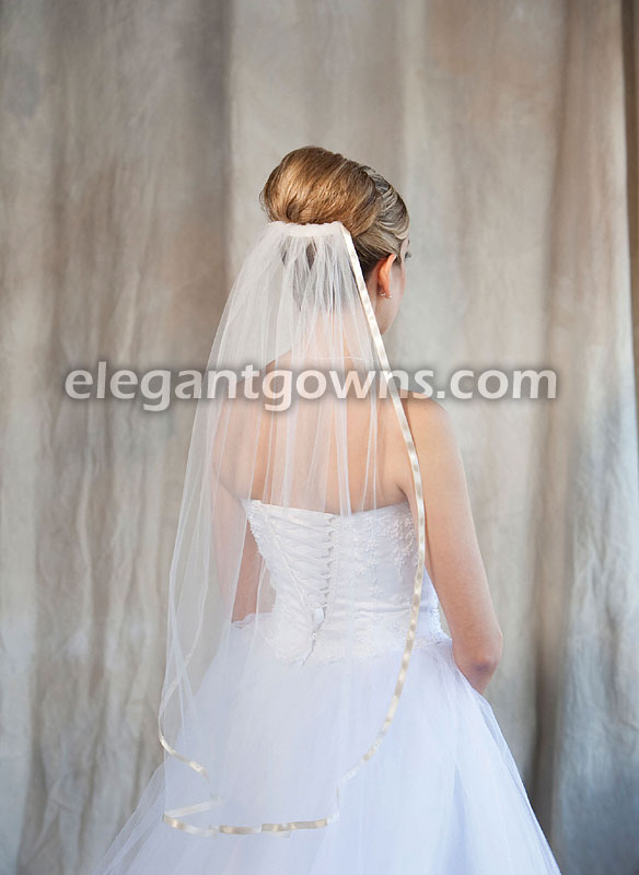 1 Tier Oyster Veil with 3/8" Oyster Ribbon Edge 5-301-3R-OY-OY - Click Image to Close