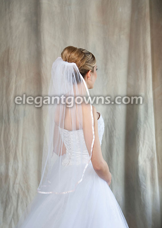 1 Tier Waist Length Veil With 3/8" Pink Ribbon Edge 5-301-3R-PK - Click Image to Close
