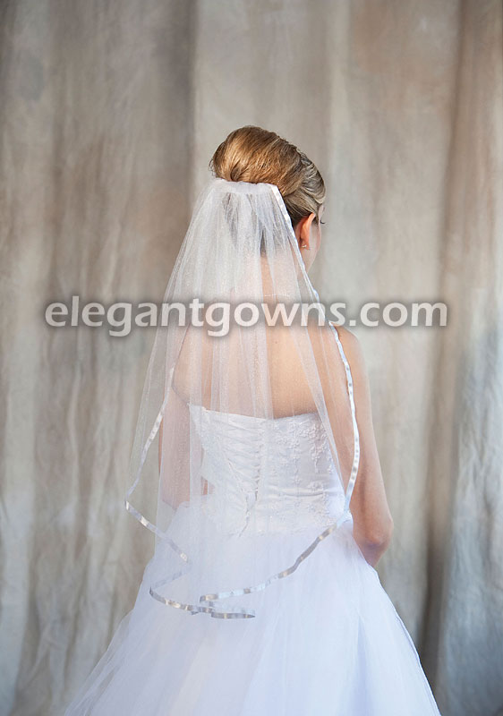 1 Tier Waist Length Veil With 3/8" Silver Ribbon Edge 5-301-3R-S - Click Image to Close