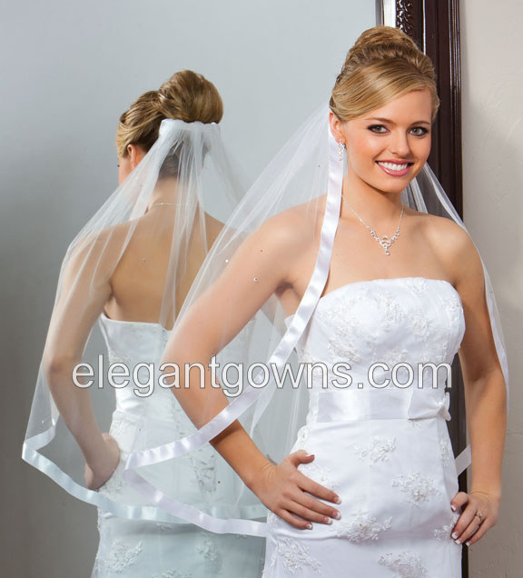 1 Tier Waist Length 7/8" Ribbon Edge Wedding Veil 5-301-7R-RS - Click Image to Close