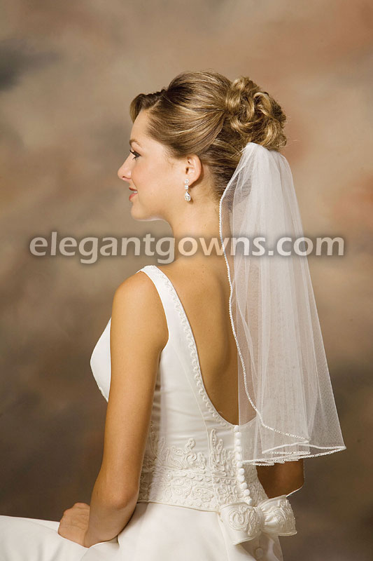 1 Tier Shoulder Tiny Rhinestone Edge Wedding Veil 7-201-TRS - Click Image to Close