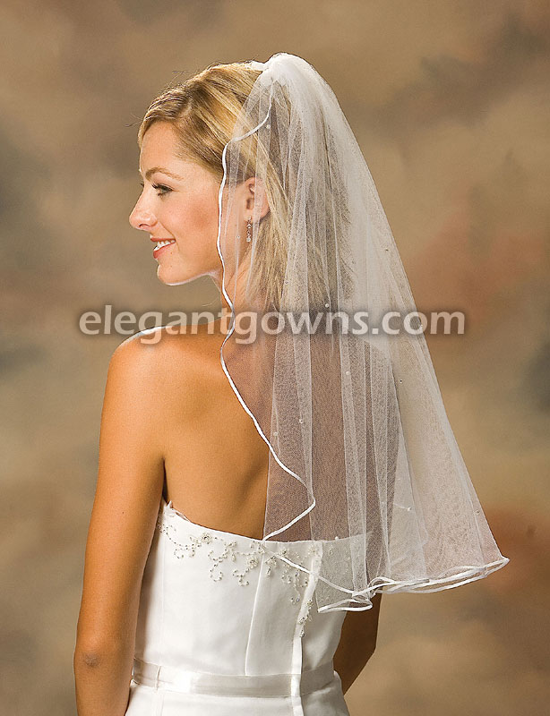 1 Tier Elbow Length 1/8" Ribbon Edge Wedding Veil 7-251-1R-P - Click Image to Close