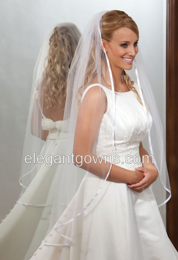 Clearance White Knee Length Wedding Veil 2012-7_C - Click Image to Close