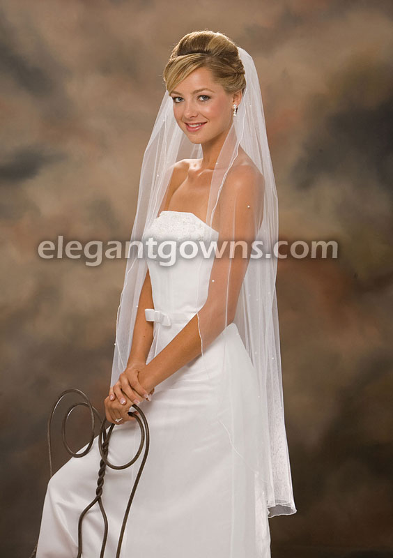 1 Tier Knee Length Corded/Pencil Edge Wedding Veil 7-451-C-P - Click Image to Close