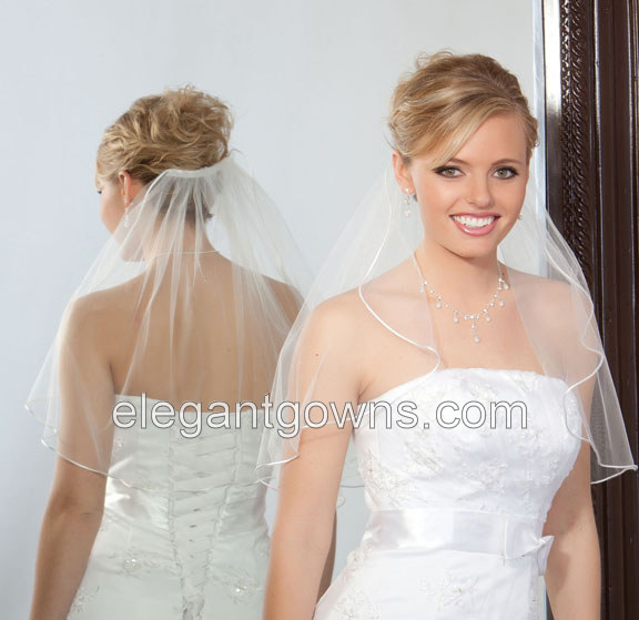 1 Tier Shoulder Length Rattail Edge Wedding Veil C7-201-RT - Click Image to Close