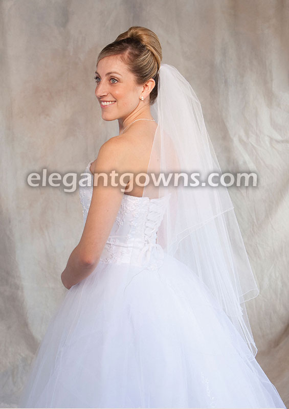 2Tier Fingertip Length Veil White/Silver Corded Edge C7-362-C-WS - Click Image to Close