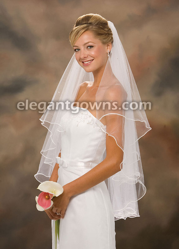 2 Tier Fingertip Length Rattail Edge Circular Veil C7-362-RT-RS - Click Image to Close