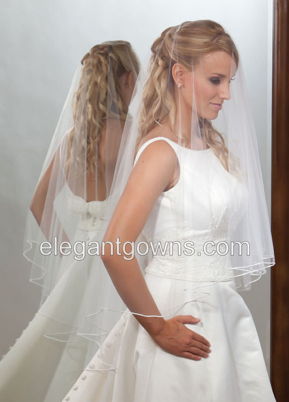 2 Tier Drop Cut Knee Length Rattail Edge Wedding Veil D7-452-RT - Click Image to Close