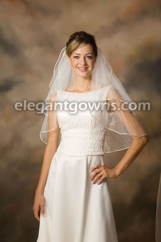 2 Tier Elbow Length Rattail Edge Standard Cut Veil S1-252-RT - Click Image to Close