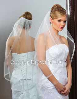 http://www.elegantgowns.com/store/catalog/images/medium/wedding-veil-7-361-SR.jpg