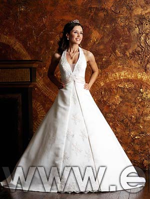 wedding dress - style D659