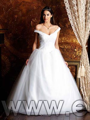 wedding dress - style D668