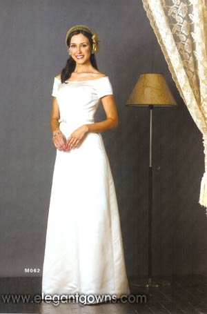 wedding dress - style DM062
