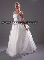 wedding dress - style #D072