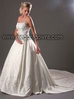 wedding dress - style #D5025 - photo 1